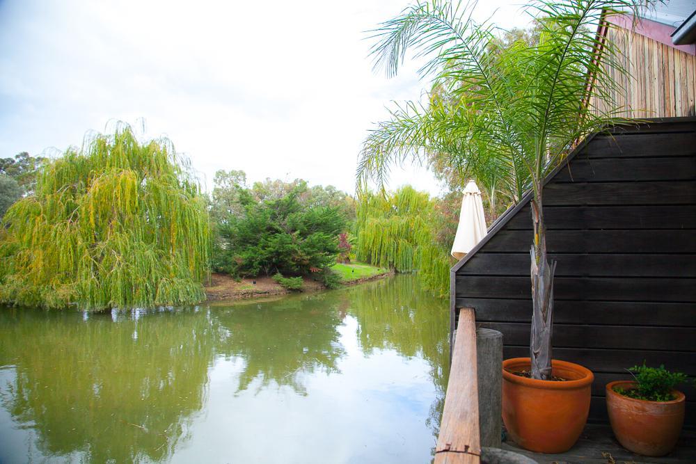 Hotel Perricoota Vines Retreat Moama Exterior foto