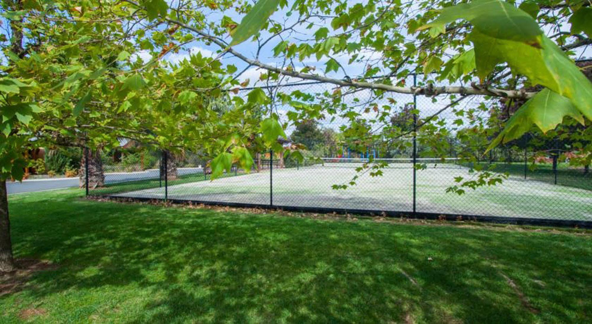 Hotel Perricoota Vines Retreat Moama Exterior foto